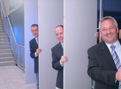 Mit den Kooperationspartnern Armin Lohrmann und Niels Menge in K&ouml;ln, Juli 2005